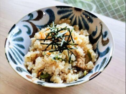 缶&瓶詰をフル活用! ツナとなめ茸の炊き込みご飯